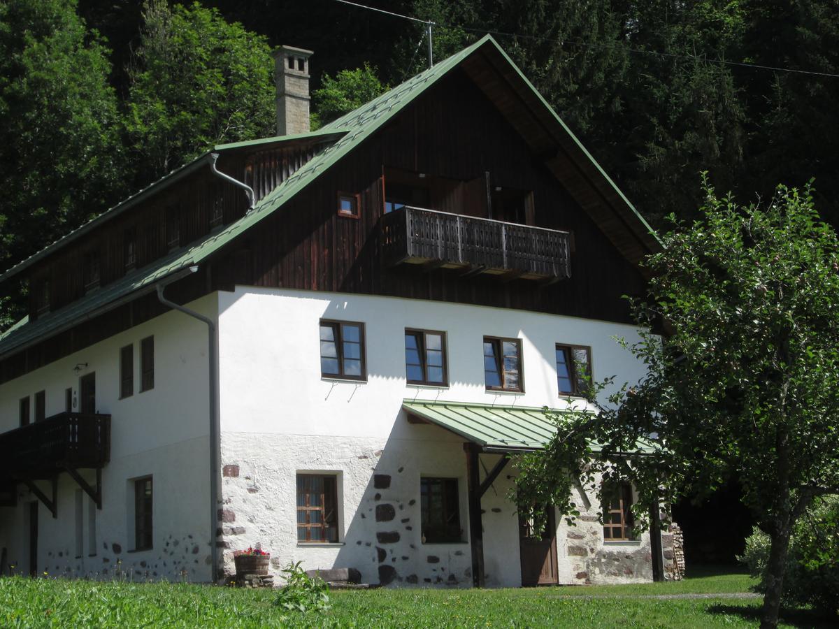 Schloss Manndorf Gaestehaus Kotschach-Mauthen Exterior photo